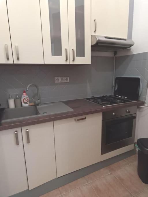 Trendy 2 Room Flat, Next To Corvin Mall Free Huge Garage! Ac,Dishwasher,Washmachine, Smart Tv Budapešť Exteriér fotografie