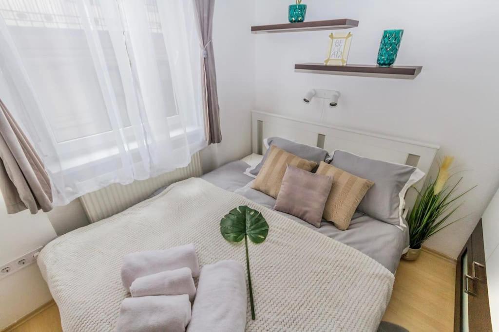 Trendy 2 Room Flat, Next To Corvin Mall Free Huge Garage! Ac,Dishwasher,Washmachine, Smart Tv Budapešť Exteriér fotografie