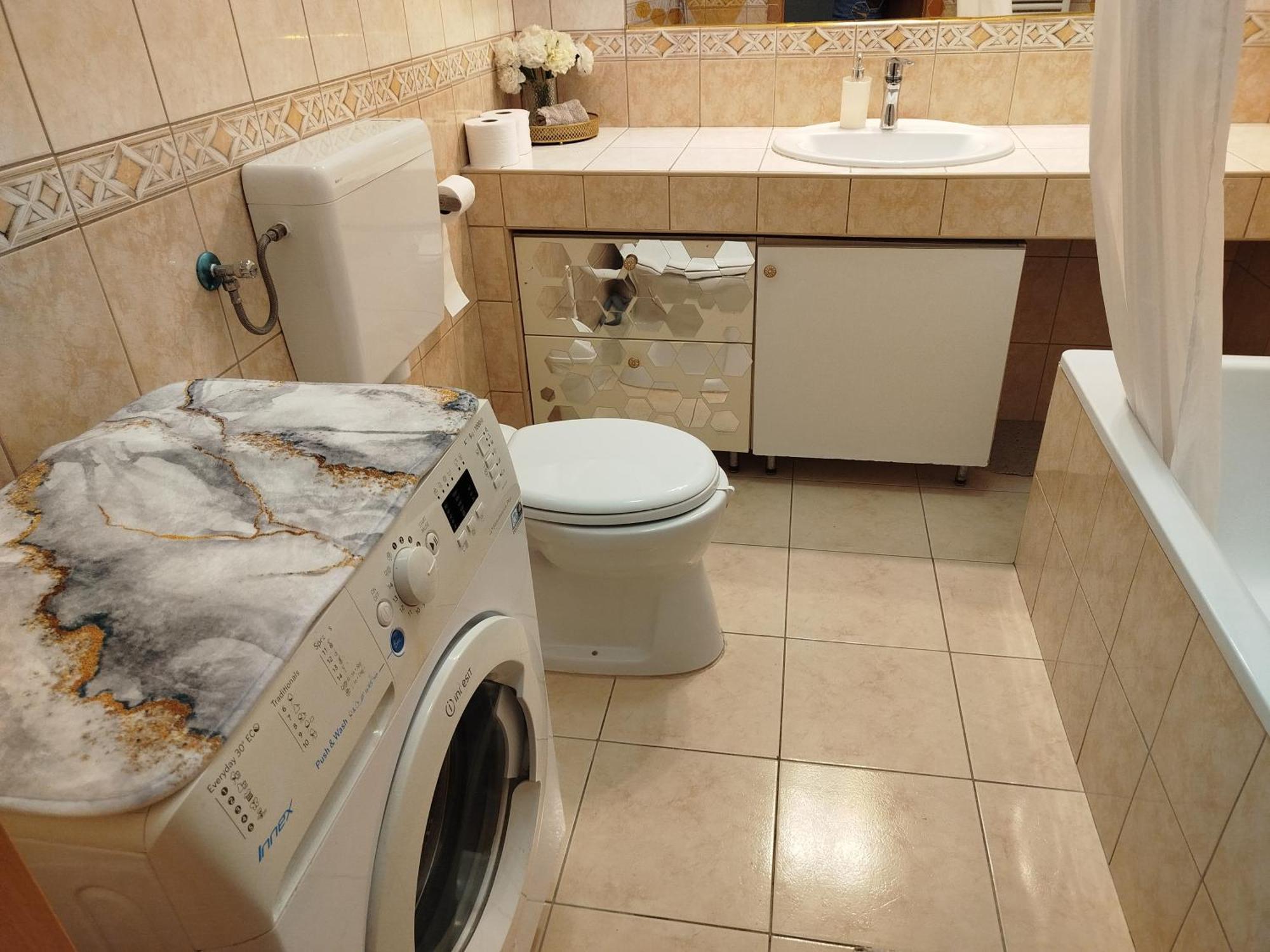 Trendy 2 Room Flat, Next To Corvin Mall Free Huge Garage! Ac,Dishwasher,Washmachine, Smart Tv Budapešť Exteriér fotografie